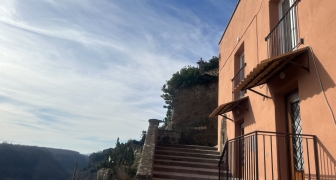 Trilocale panoramico in vendita a Castel Sant'Elia